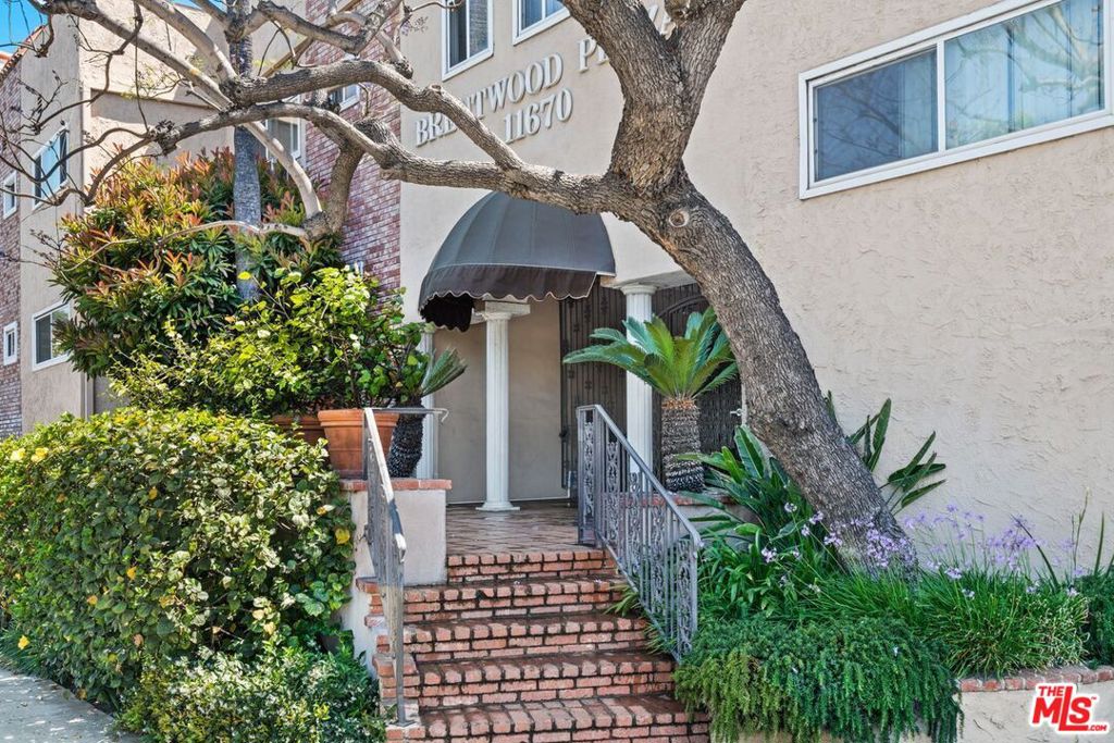 11670 W Sunset Boulevard 109 Property Photo 1