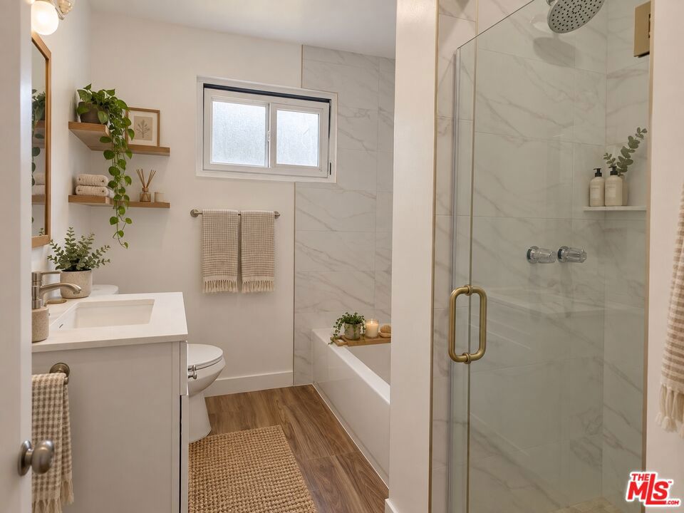 11670 W Sunset Boulevard 109 Property Photo 17