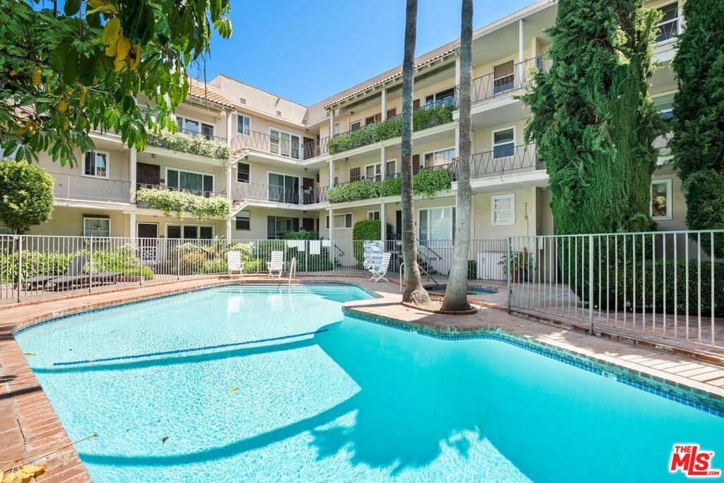 11670 W Sunset Boulevard 109 Property Photo 23