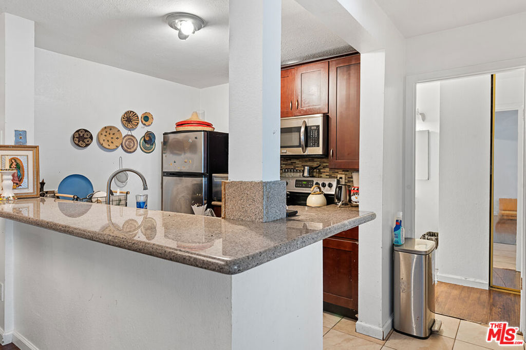 550 W Regent Street 124 Property Photo 7