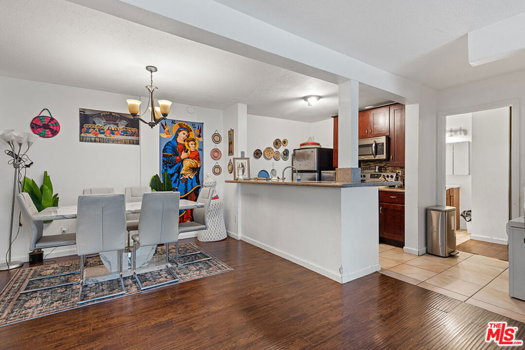 550 W Regent Street 124 Property Photo 8