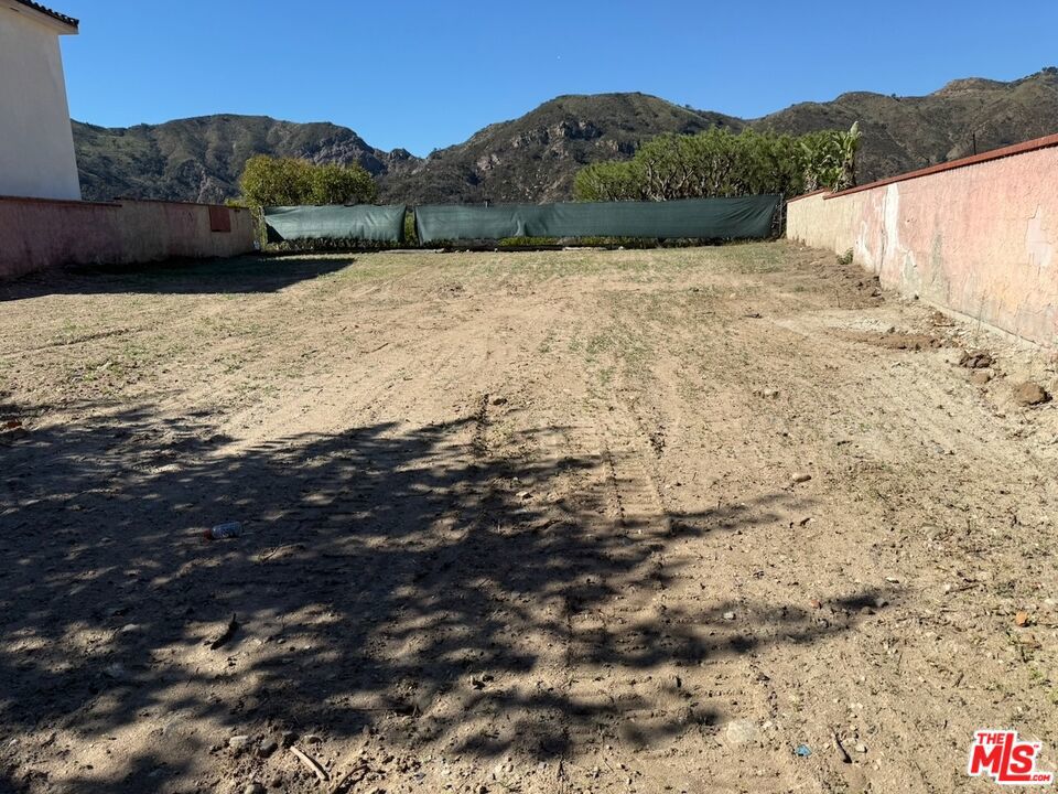17290 Avenida De La Herradura Property Photo 2