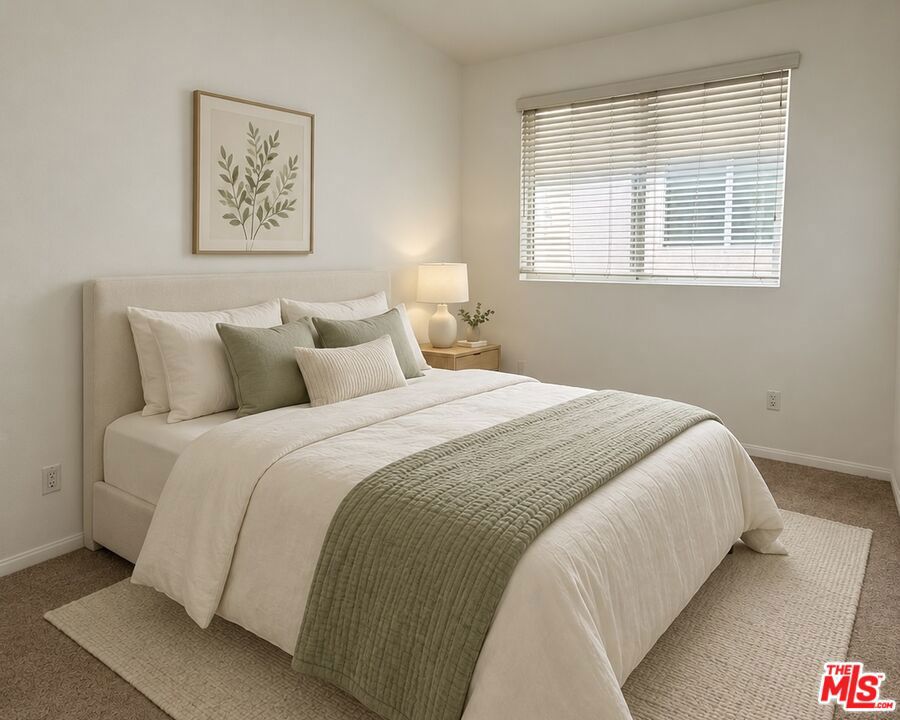 13941 Sherman Way 208 Property Photo 16
