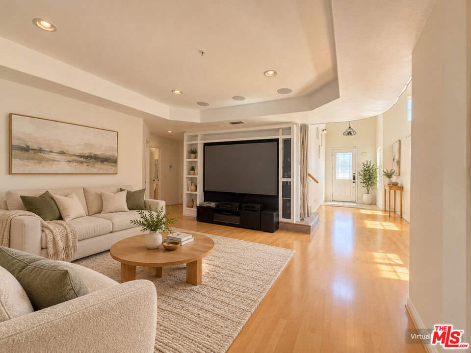 11049 Basye Street Property Photo 5