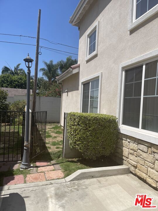 11049 Basye Street Property Photo 15