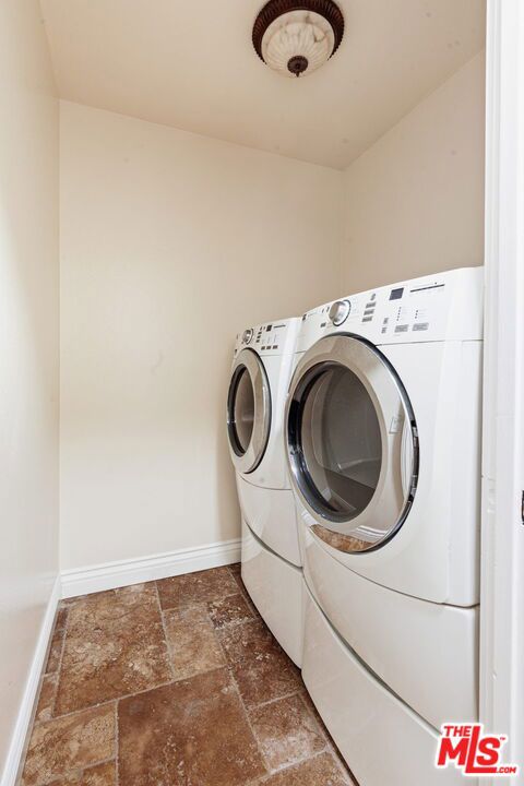 30712 Lakefront Drive Property Photo 19