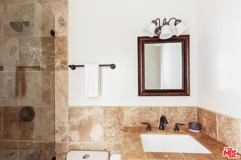 30712 Lakefront Drive Property Photo 21