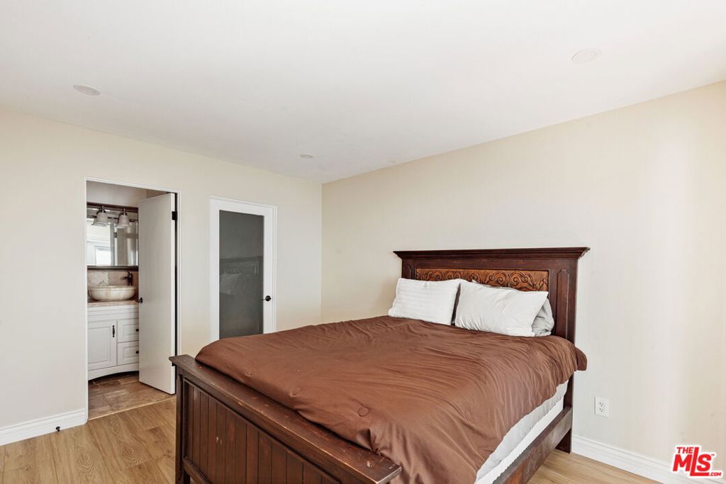30712 Lakefront Drive Property Photo 23