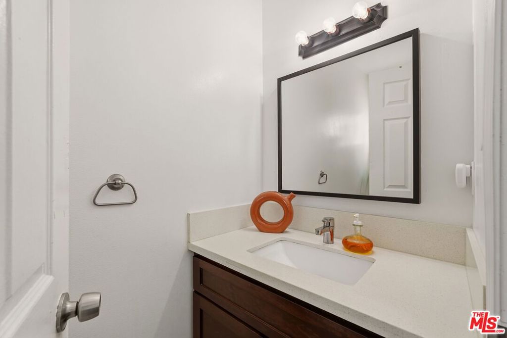 2216 5th Avenue Property Photo 8