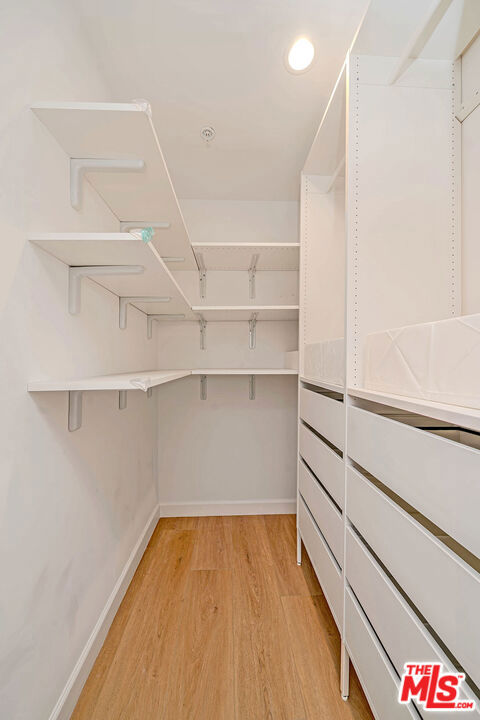 321 Oxford Avenue Ph6 Property Photo 15