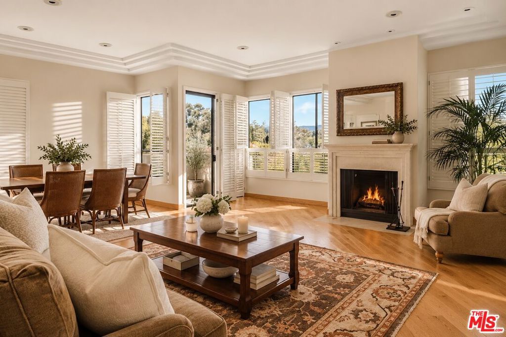 12115 San Vicente Boulevard 415 Property Photo 1