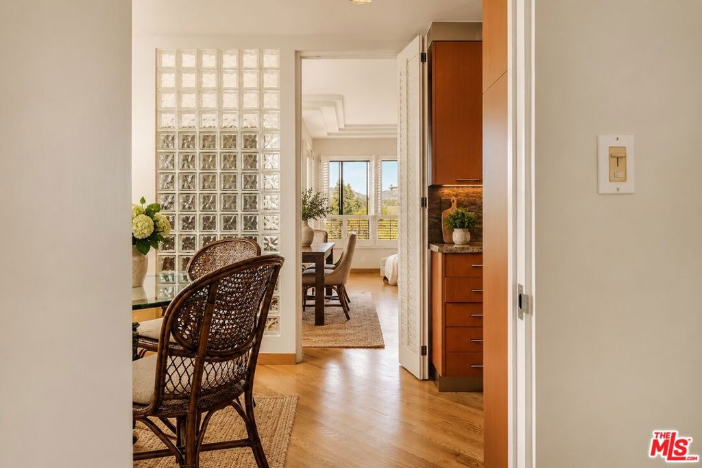 12115 San Vicente Boulevard 415 Property Photo 8