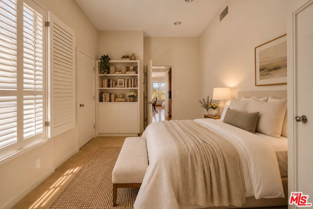 12115 San Vicente Boulevard 415 Property Photo 13