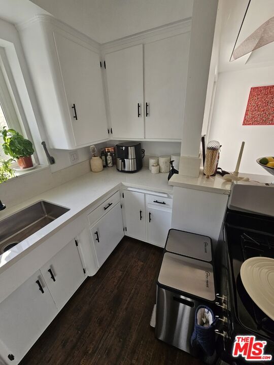 316 S Norton Avenue 316 1/2 Property Photo 14