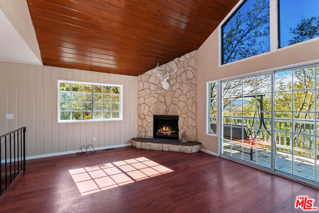 28665 Zion Drive Property Photo 5
