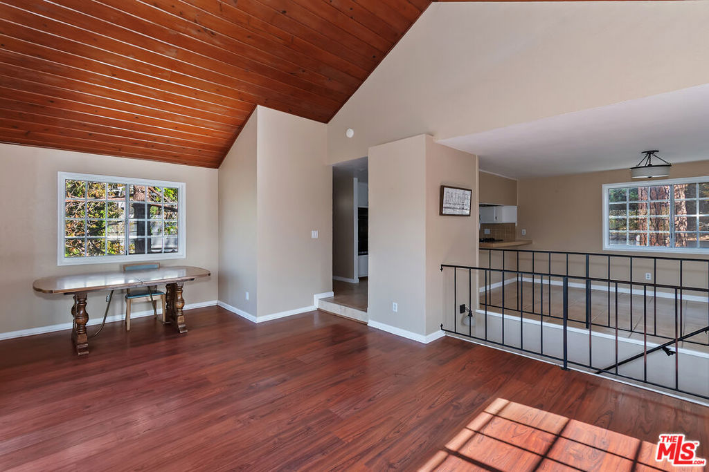 28665 Zion Drive Property Photo 7