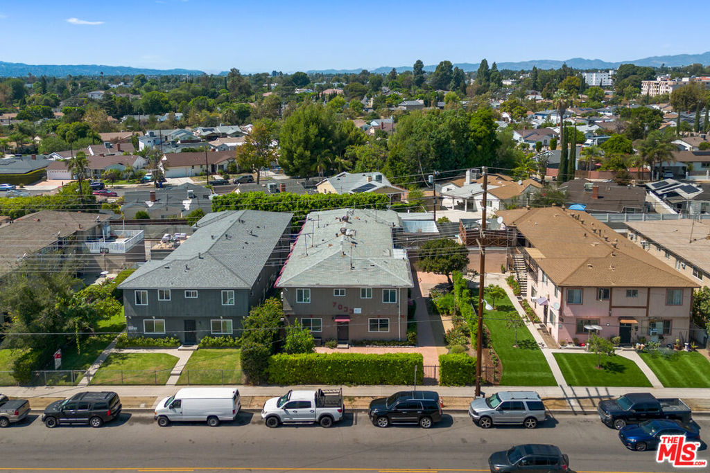 7033 Fulton Avenue Property Photo 1