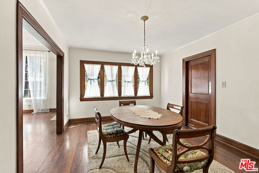 343 N Bronson Avenue Property Photo 11