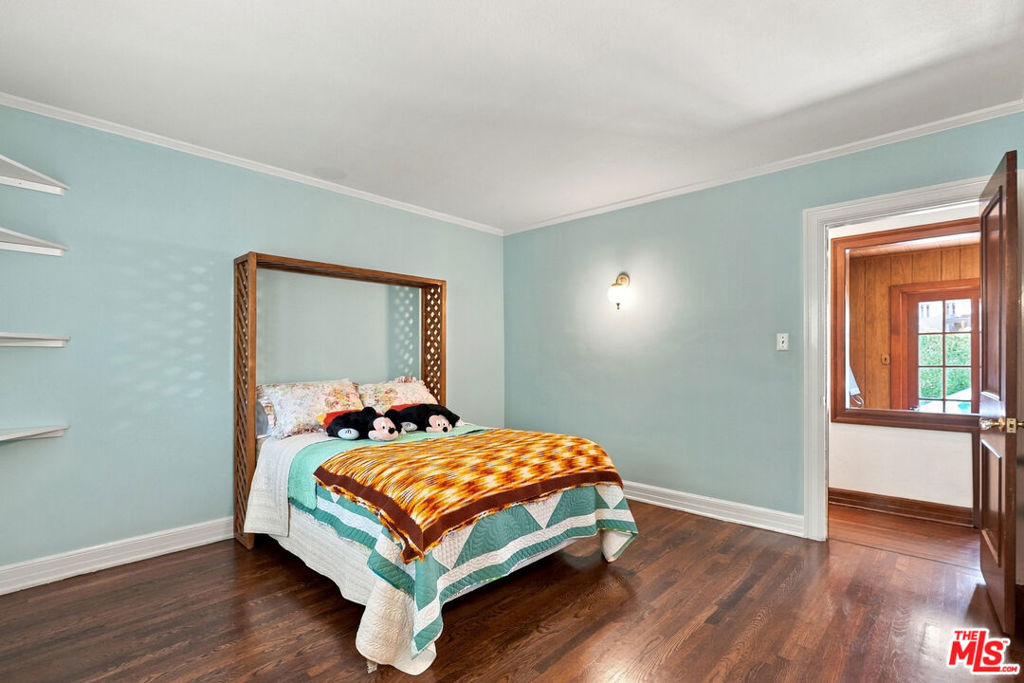 343 N Bronson Avenue Property Photo 26