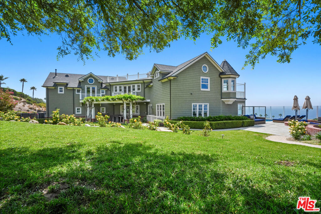 6277 Sea Star Drive Property Photo 6