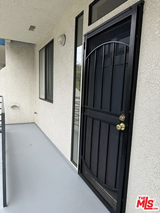 1749 12th Street B Property Photo 2