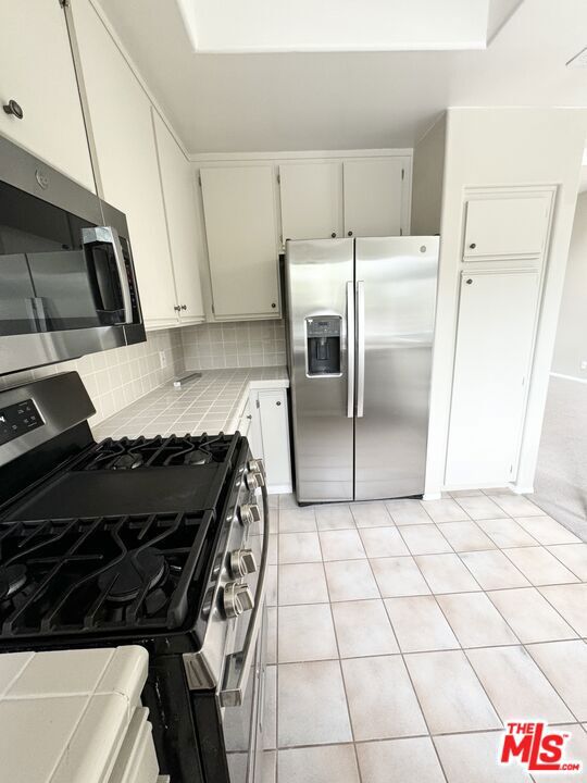 1749 12th Street B Property Photo 23