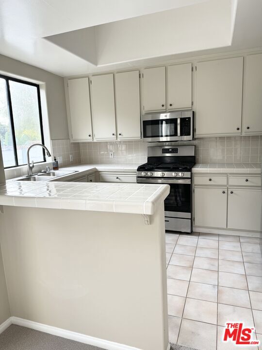 1749 12th Street B Property Photo 36