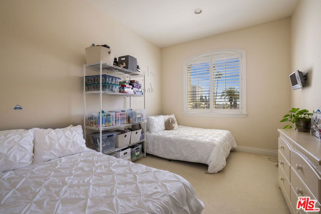 132 S Maple Drive Ph3 Property Photo 24