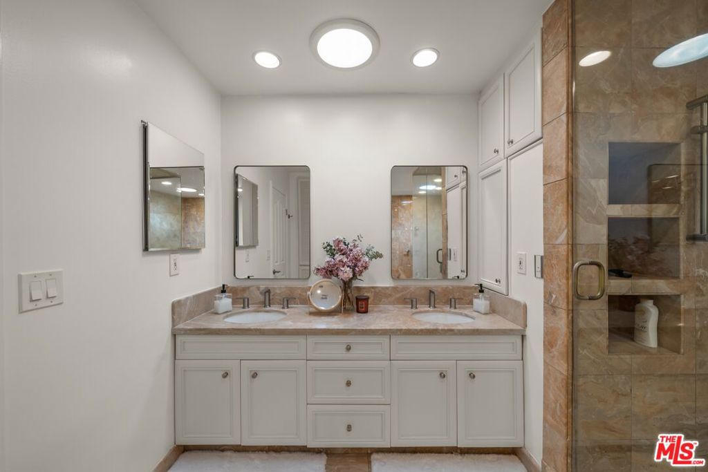 9023 Alto Cedro Drive Property Photo 40