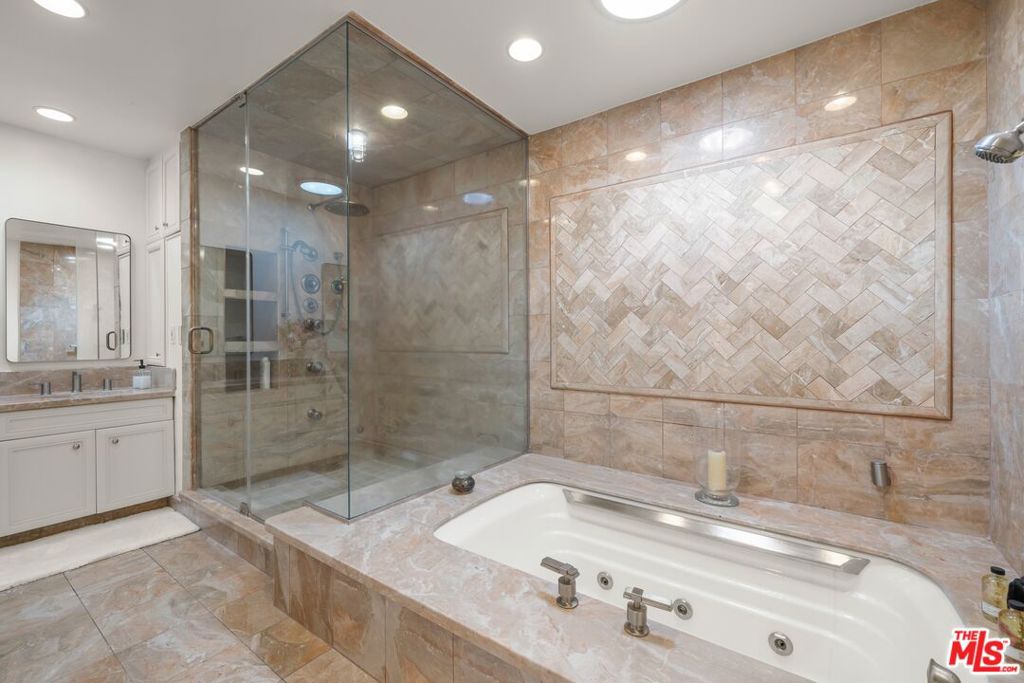 9023 Alto Cedro Drive Property Photo 41