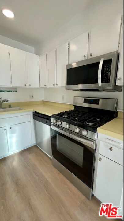 800 W 1st Street 2607 Property Photo 16