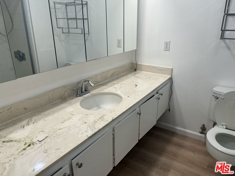 800 W 1st Street 2607 Property Photo 32