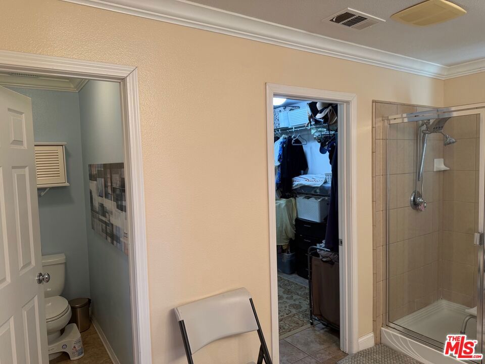2409 Foxglove Court Property Photo 21