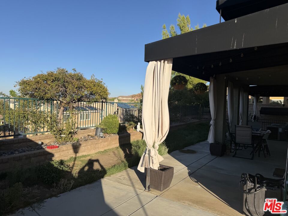 2409 Foxglove Court Property Photo 37