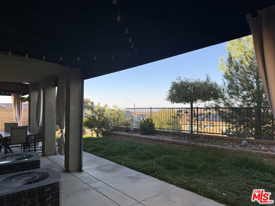 2409 Foxglove Court Property Photo 44