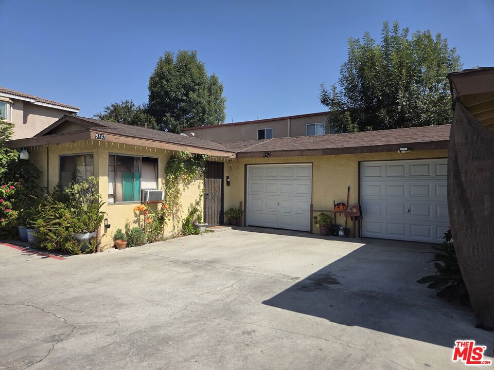 5143 Clara Street Property Photo 12