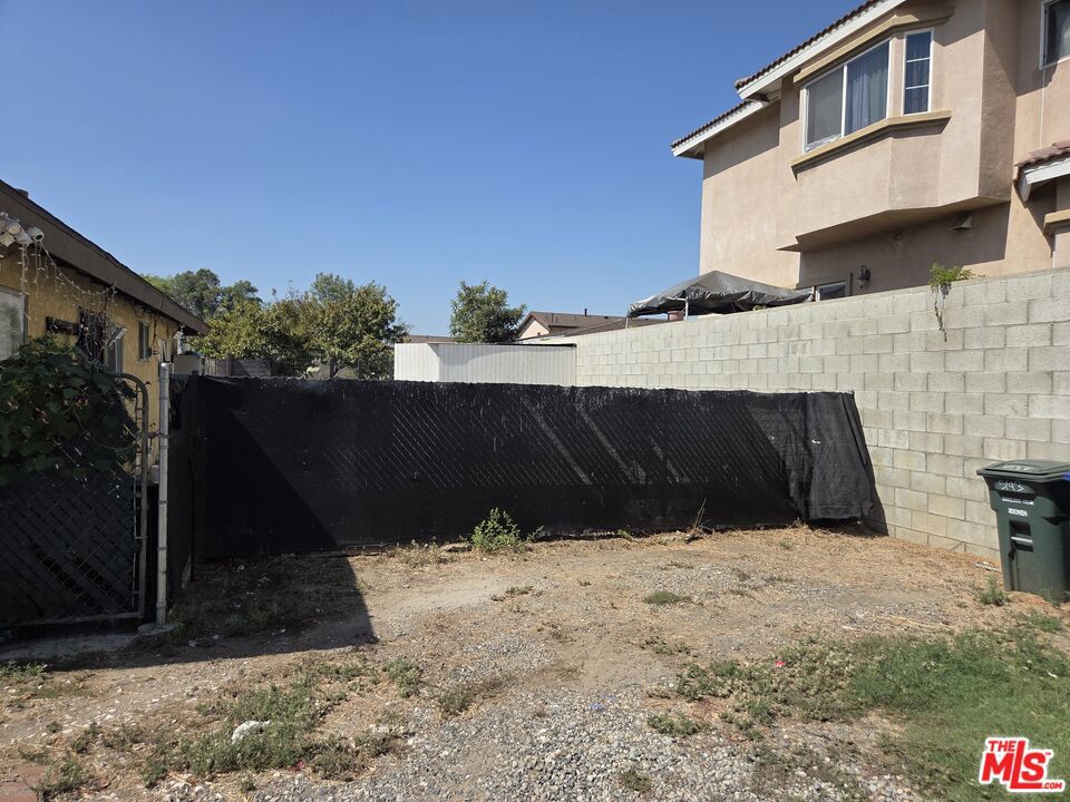 5143 Clara Street Property Photo 13