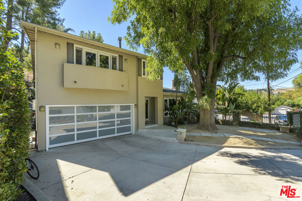 21824 San Miguel Street Property Photo 3