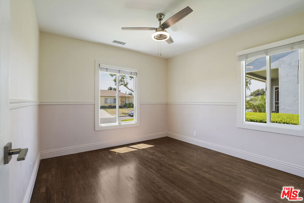 5434 Graywood Avenue Property Photo 13
