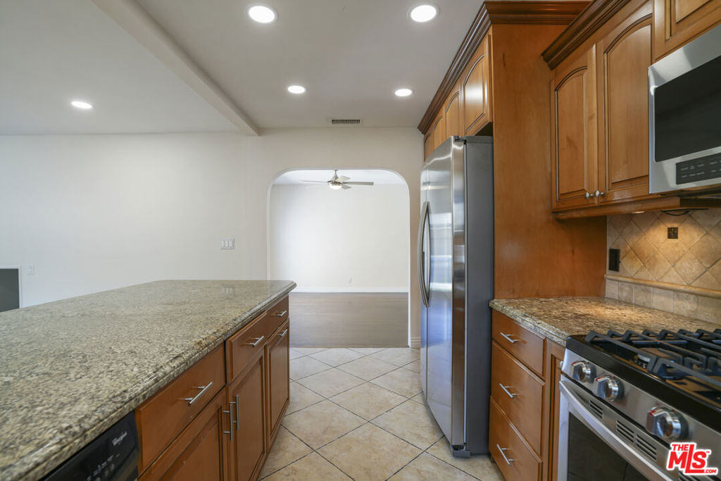 5434 Graywood Avenue Property Photo 40