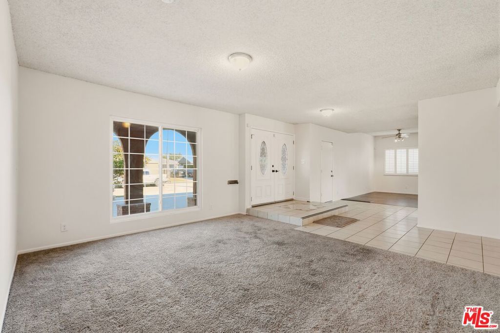 15513 S Tarrant Avenue Property Photo 9