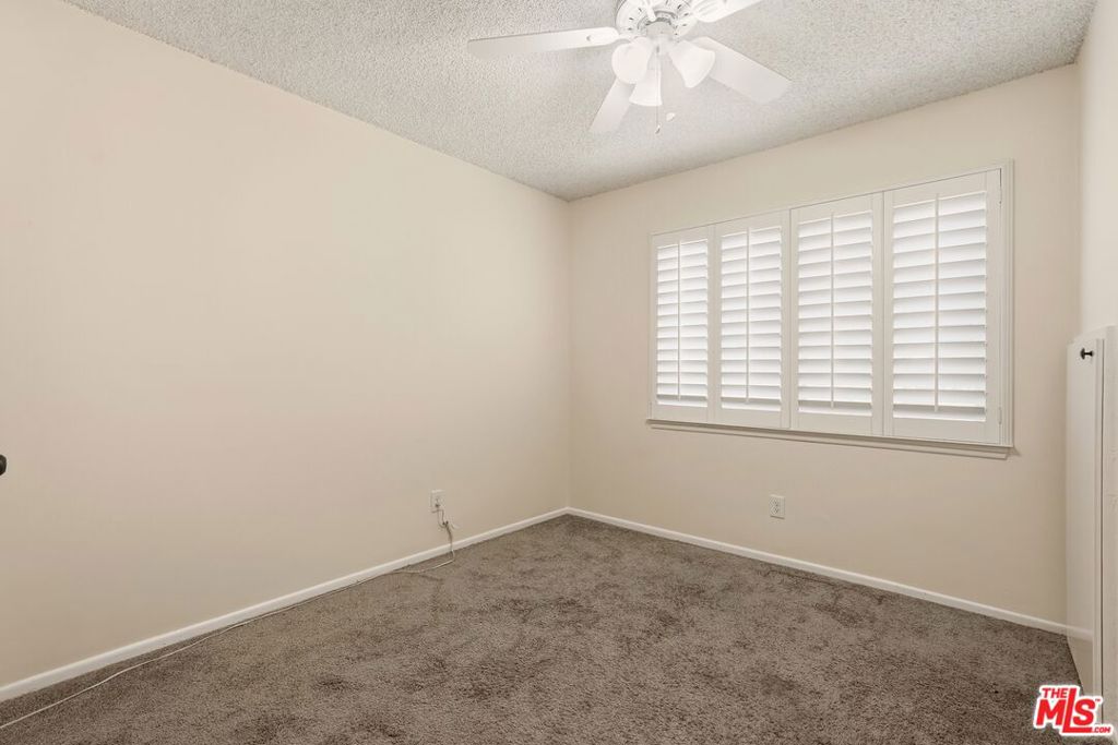 15513 S Tarrant Avenue Property Photo 15