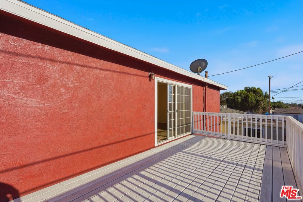 15513 S Tarrant Avenue Property Photo 30