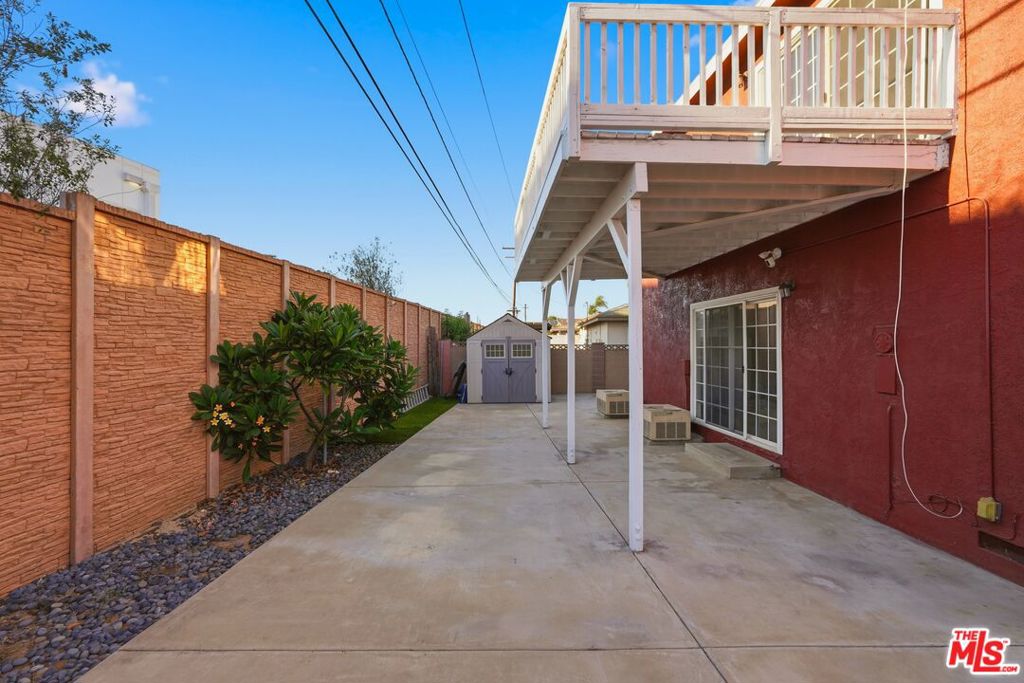 15513 S Tarrant Avenue Property Photo 31