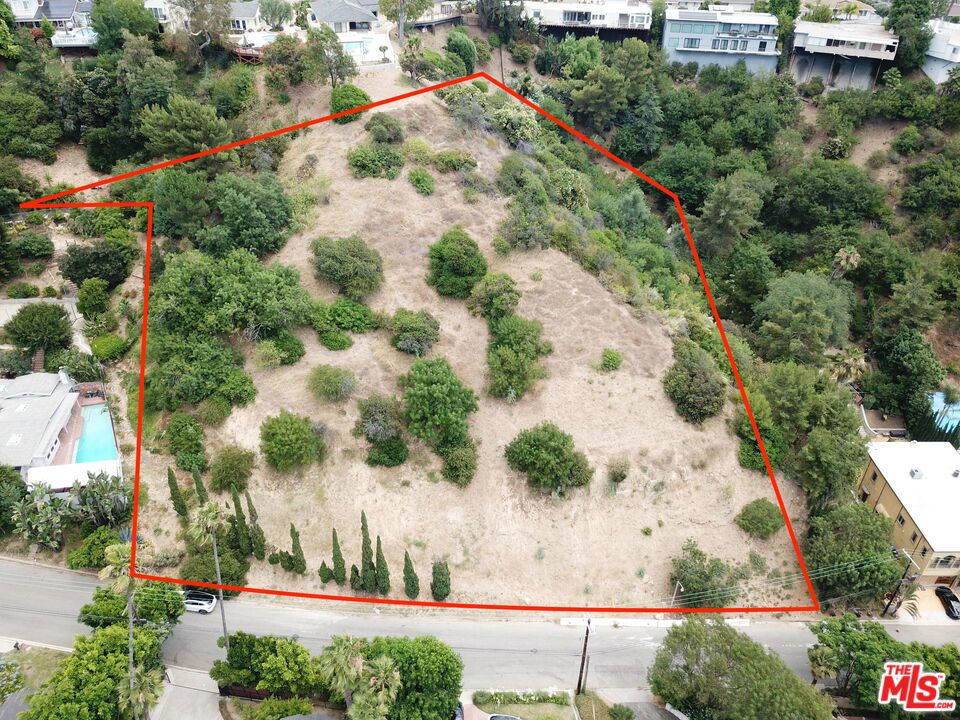 2130 Roscomare Road Property Photo 1