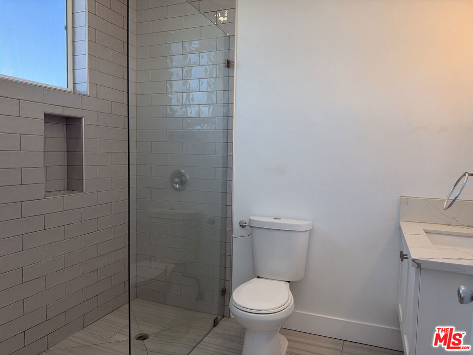 238 N Park View Property Photo 21