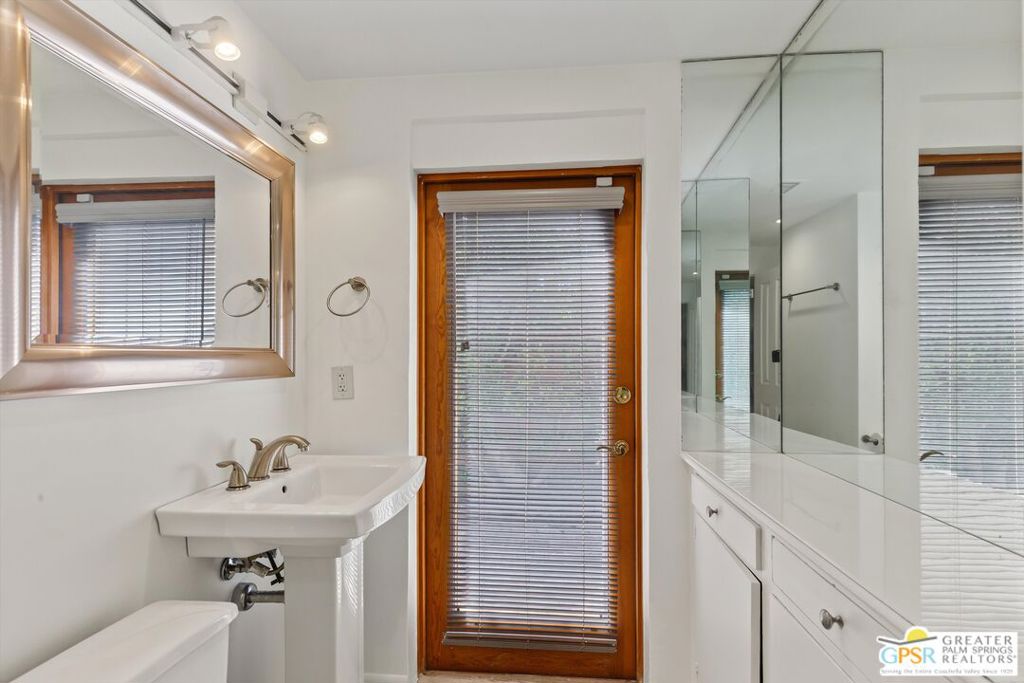 1451 E San Lorenzo Road Property Photo 32
