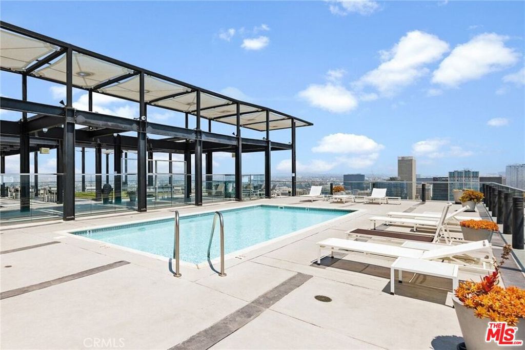 3810 Wilshire Blvd 1008 Property Photo 5