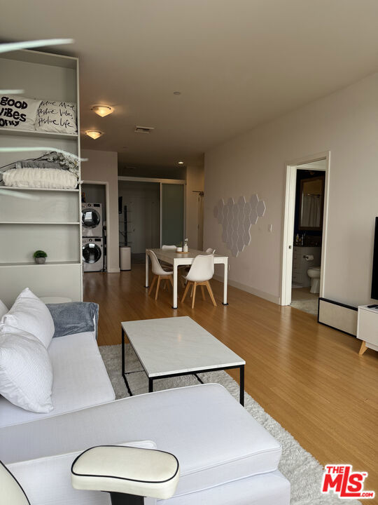 3810 Wilshire Blvd 1008 Property Photo 20