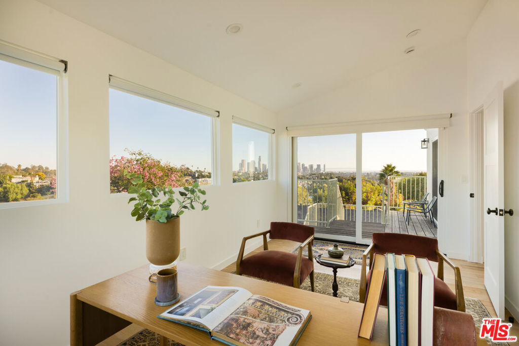 1876 Lemoyne Street Property Photo 13